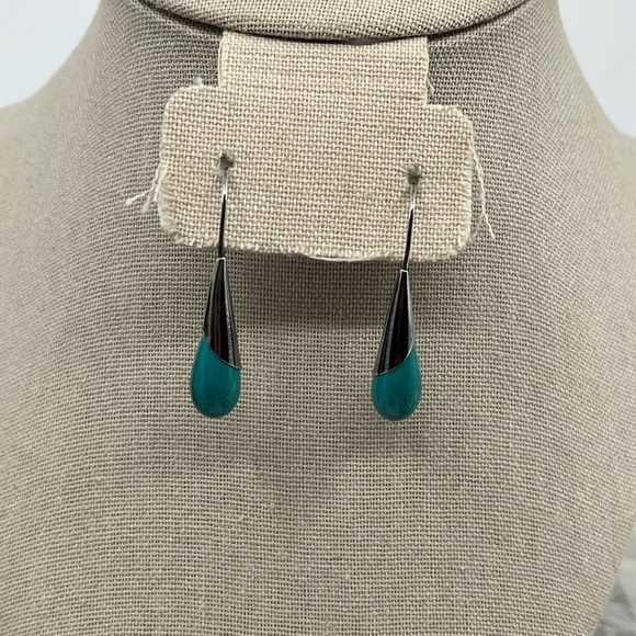 Vintage 925 Sterling Silver and Turquoise Teardrop Earrings - Picture 3 of 12